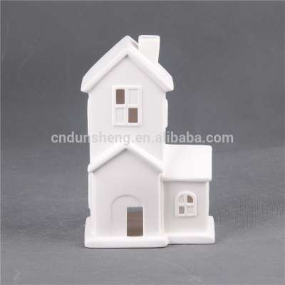 Fashionable Style Ceramic House Tea Light Candle Holder Christmas Decoration Gift Durable Candlestick