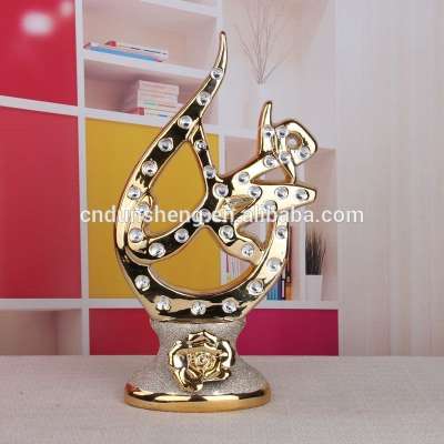 wholesale Iran style handcrafts islamic art ornaments ceramic quran figurine for home decoration